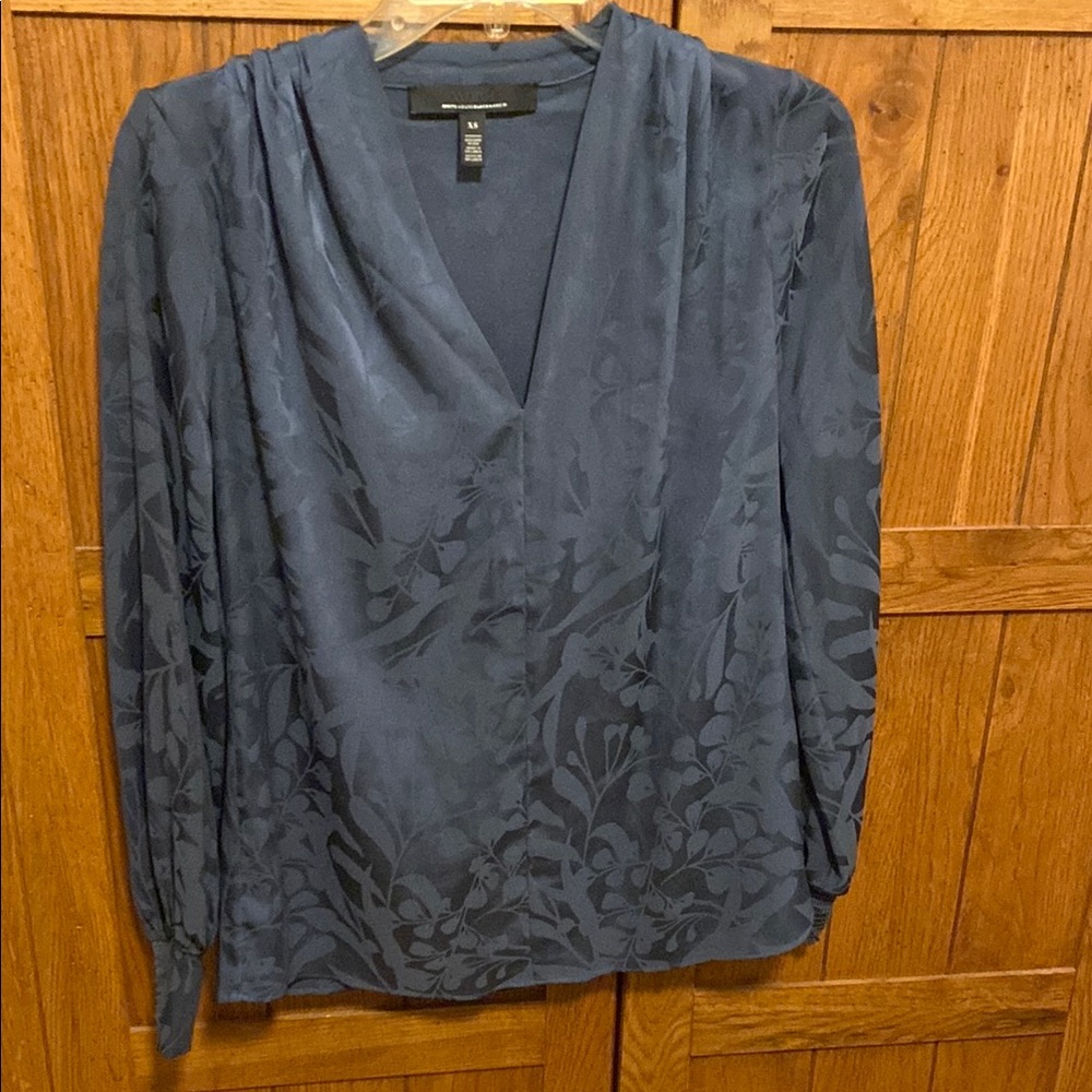 White House Black Market Navy Floral Blouse